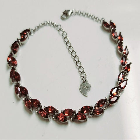 MARVELOUS !   5.12 CARAT GARNET 925 STERLING SILVER BRACELET